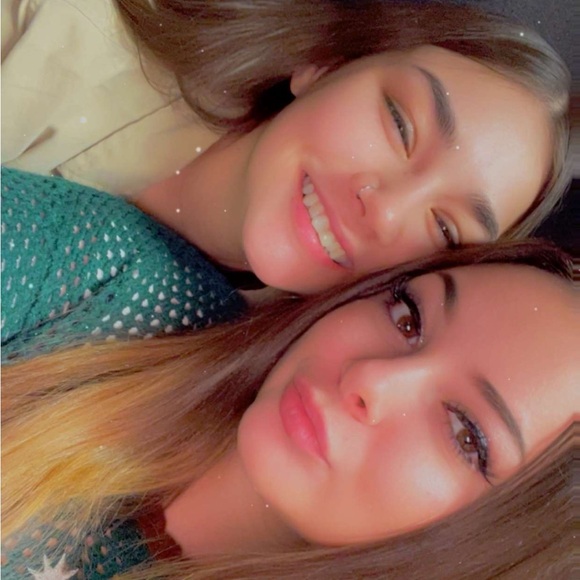 🖤🖤🖤Meet your Posher🖤🖤🖤 - Picture 5 of 5